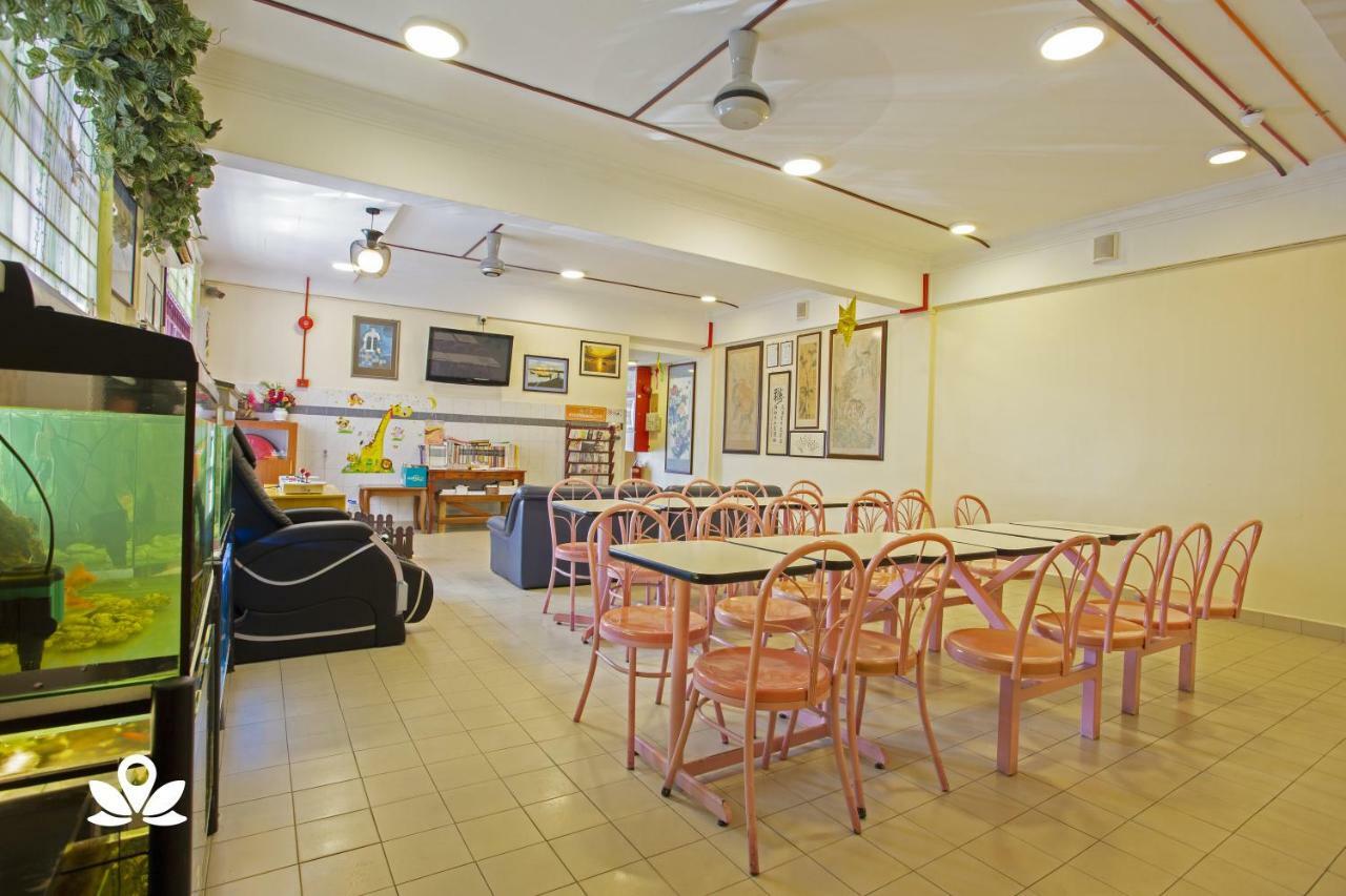 Coastal Park Hotel Malacca Bagian luar foto