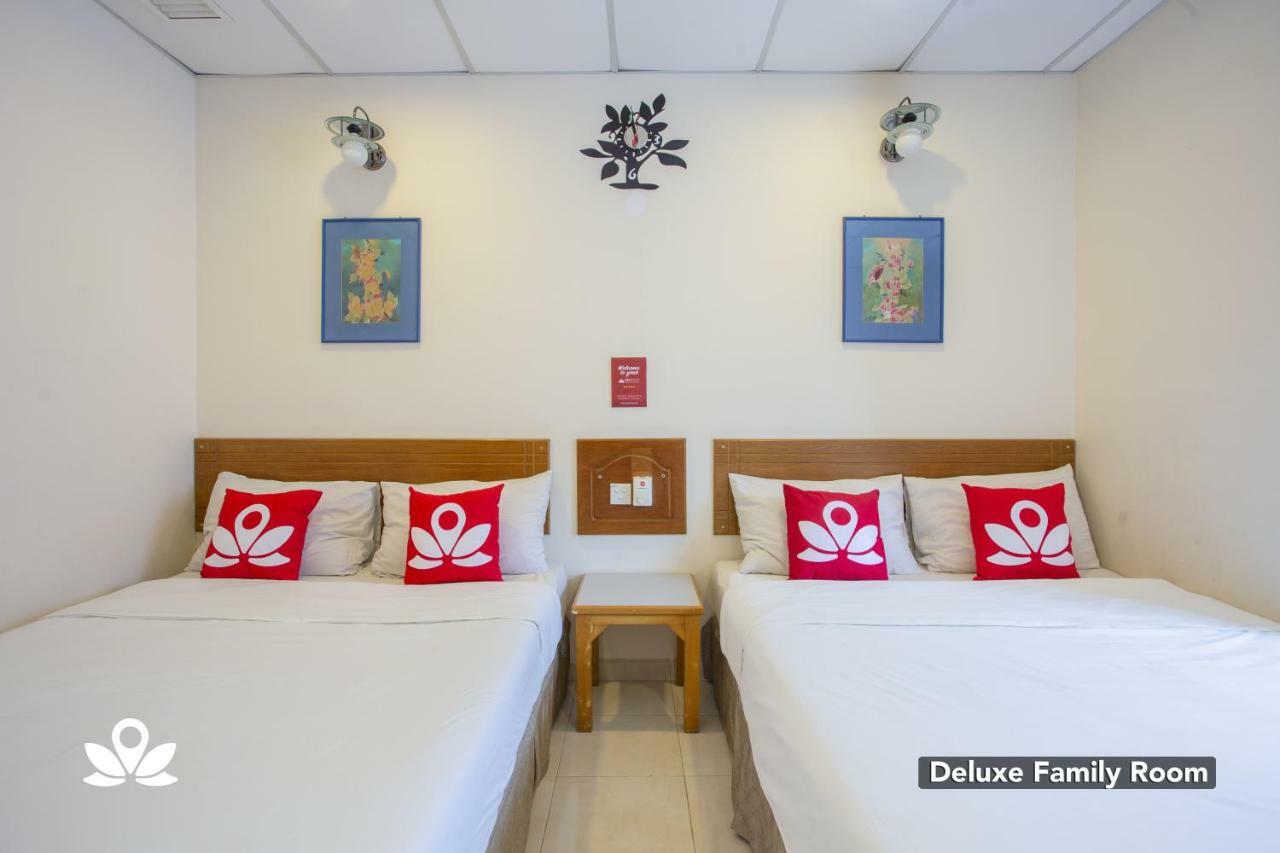 Coastal Park Hotel Malacca Bagian luar foto