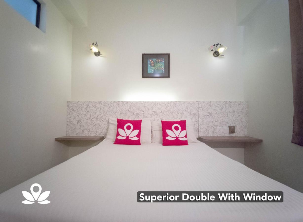 Coastal Park Hotel Malacca Bagian luar foto