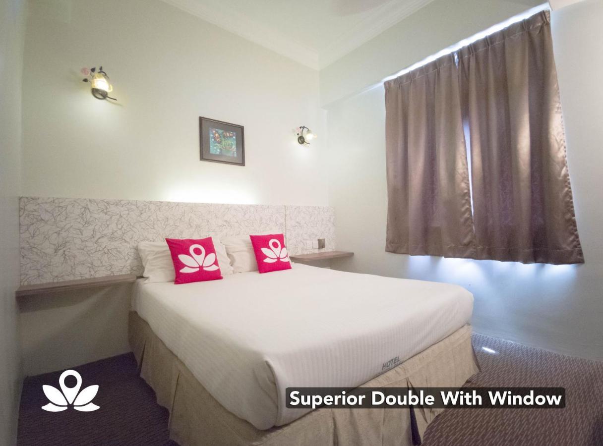 Coastal Park Hotel Malacca Bagian luar foto