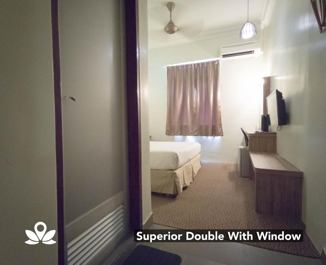 Coastal Park Hotel Malacca Bagian luar foto